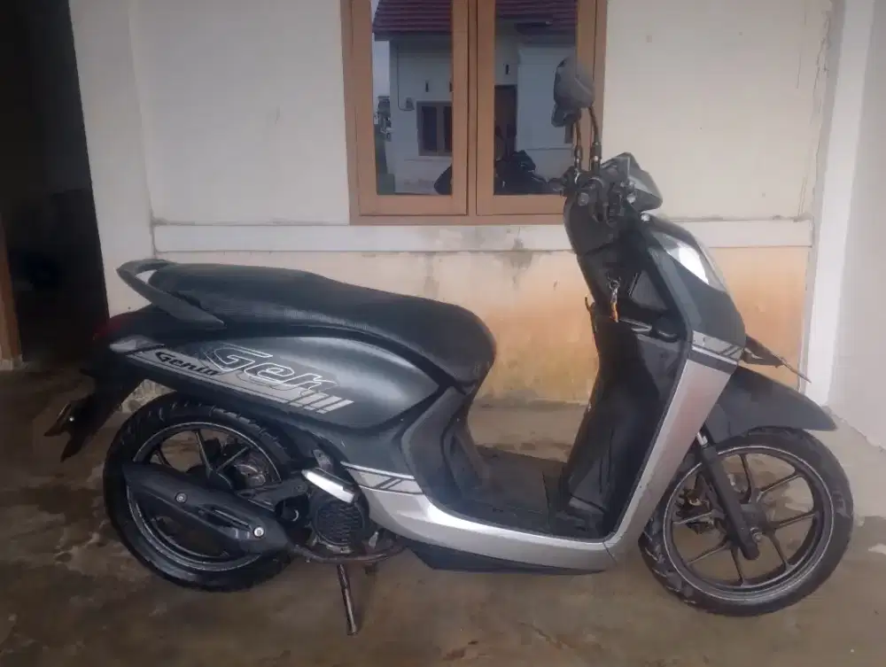 Genio hitam 2021