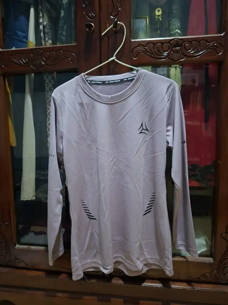baju atasan wanita untuk olahraga