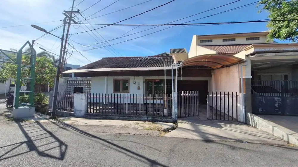 HITUNG TANAH,Rumah Hook Kutisari Indah DEKAT PETRA