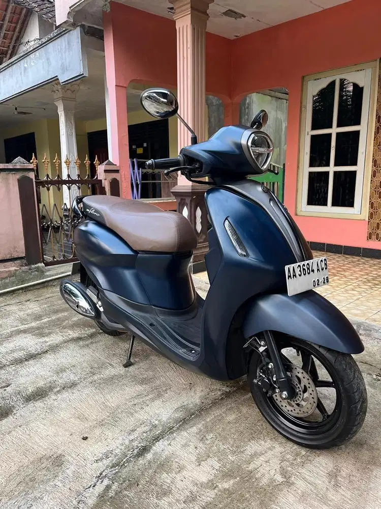 YAMAHA GRAND FILANO LUX