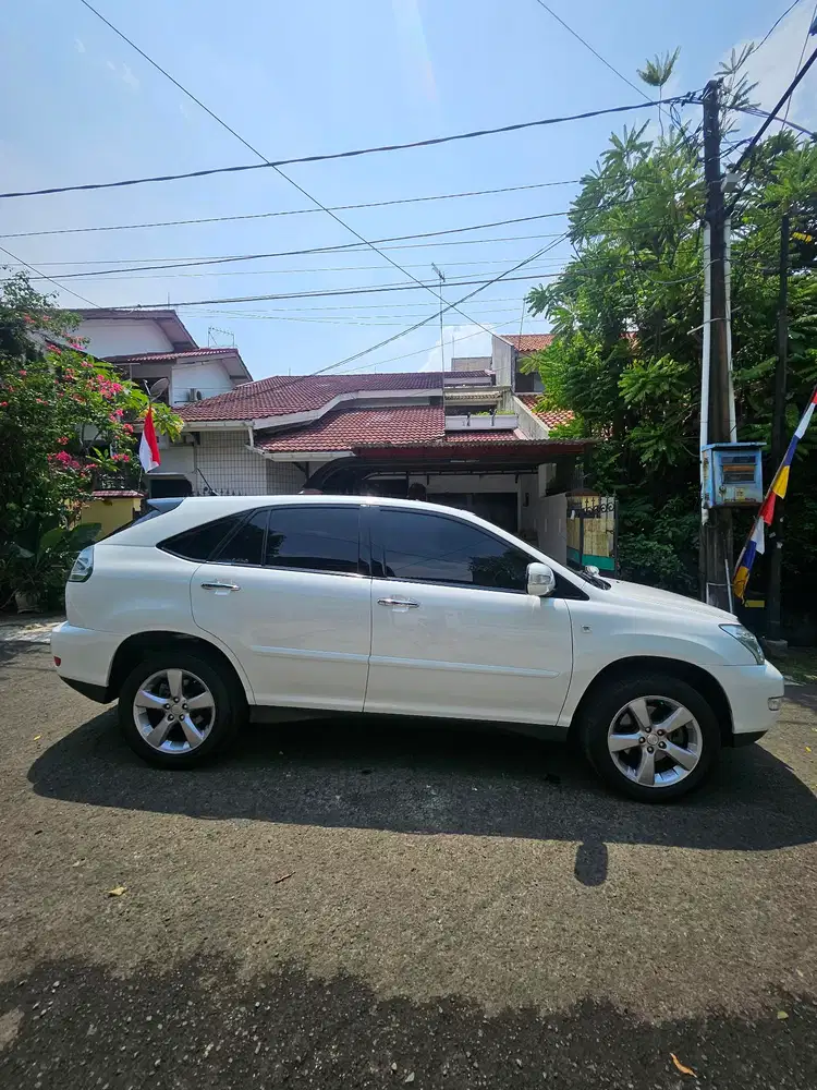 Toyota Harrier 2011 Bensin