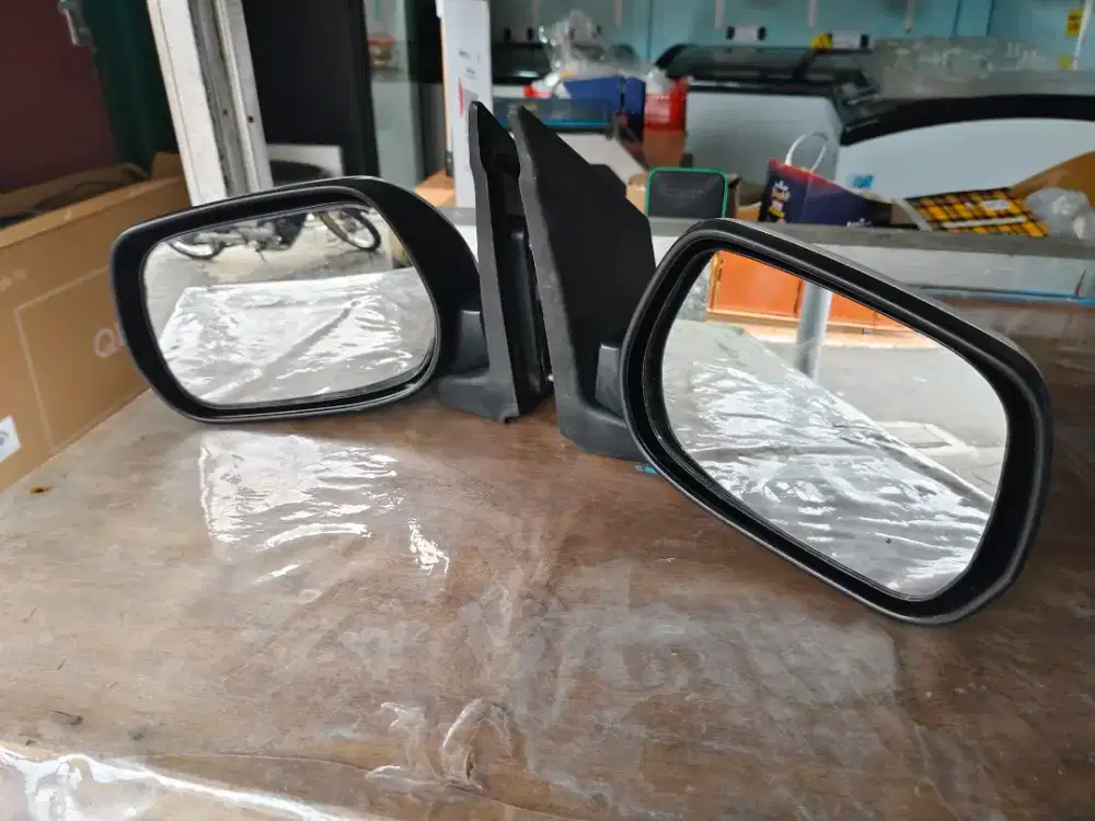 spion avanza xenia