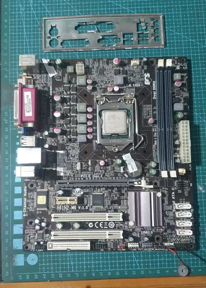 Paket Intel Core i7 2600