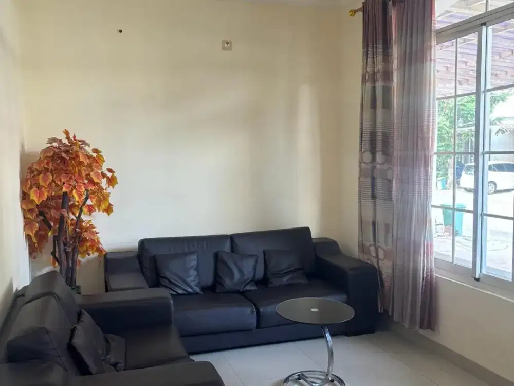 Dijual Rumah Semi Furnish Green Lake City