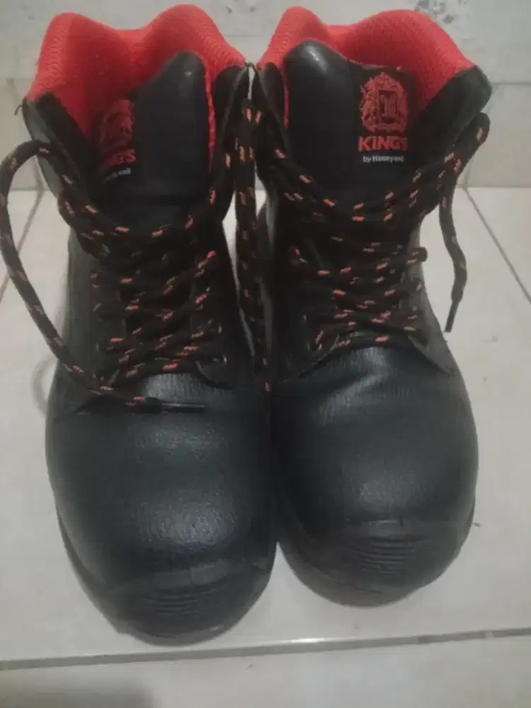 Sepatu Safety murah size 44