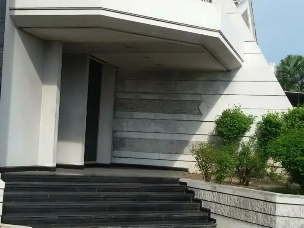 Rumah mewah siap huni surabaya