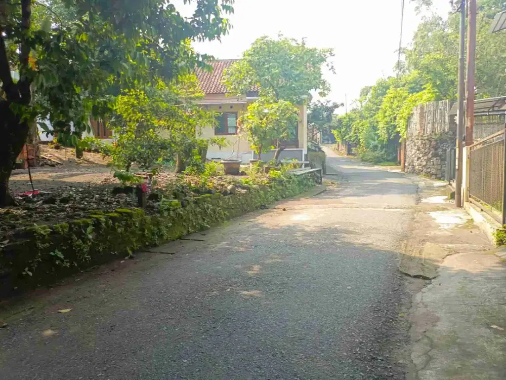 Jarang Ada! Tanah Kecil Strategis di jl. Kaliurang Dekat AL AZHAR,  Kampus UGM