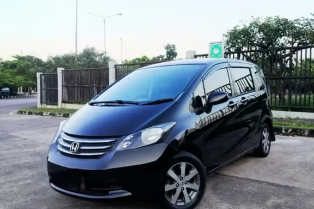 Freed PSD 2010 Hitam
