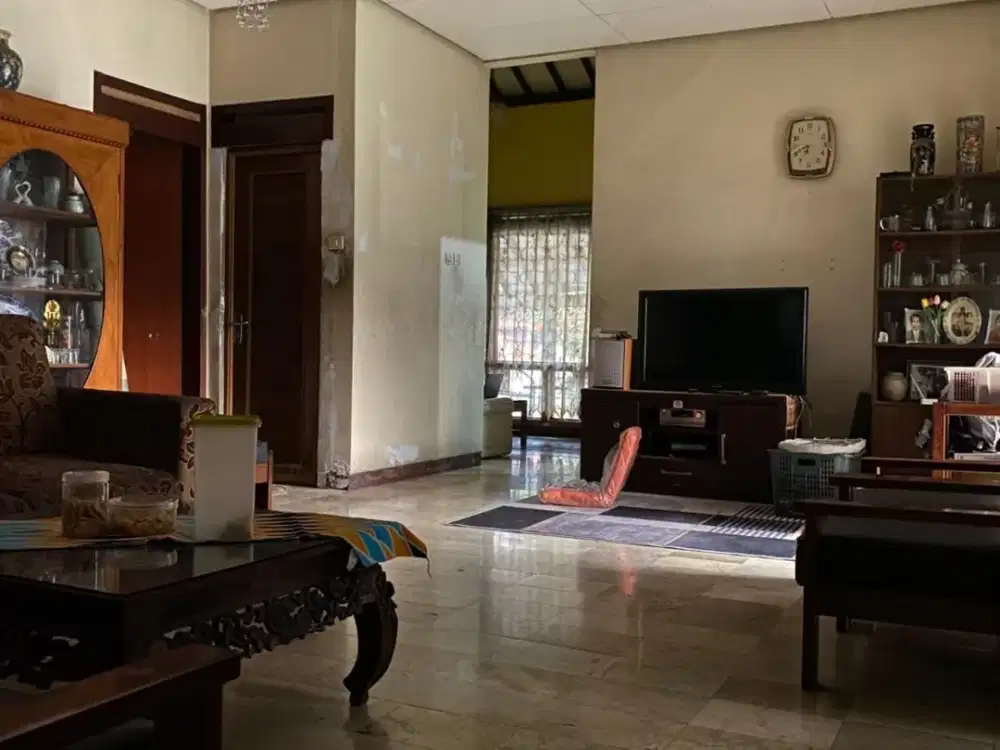 Rumah Hook dalam Cluster di Kopo Permai