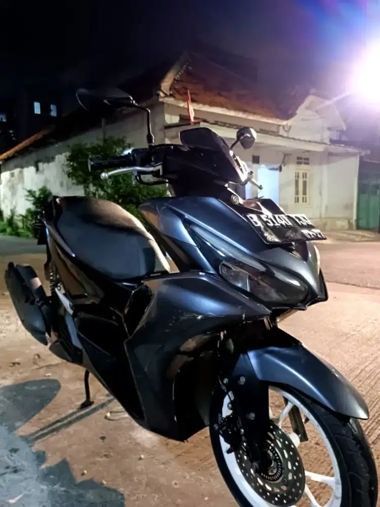 Di jual motor Yamaha aerox THN 2021 body mulus body ORI