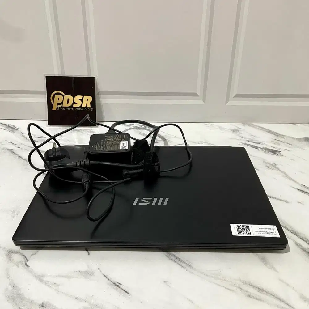 Laptop MSI MODERN 14 C11M-004ID Black Core i5 512gb Unit dan Charger