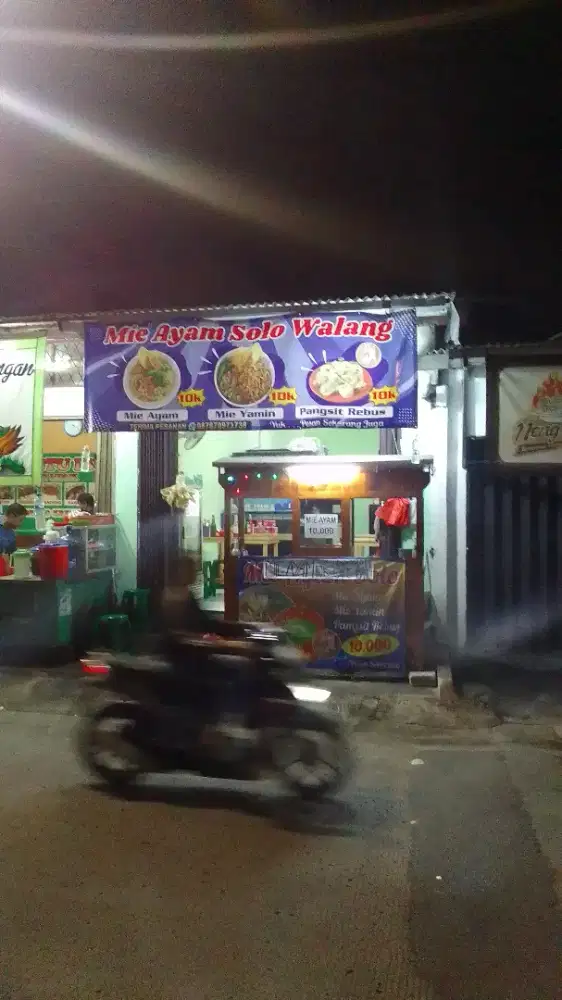 Loker husus cewe