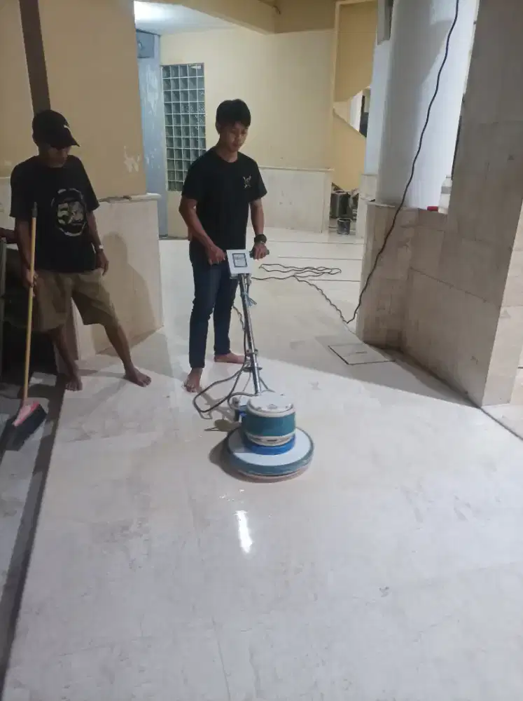 Melayani Jasa Poles Lantai