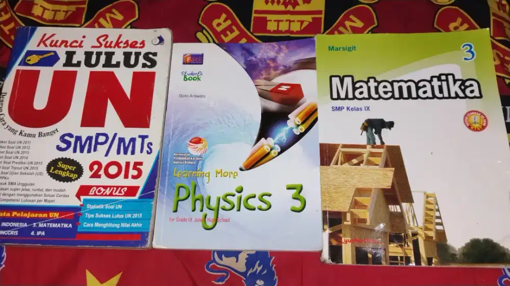 Buku Sekolah SMP