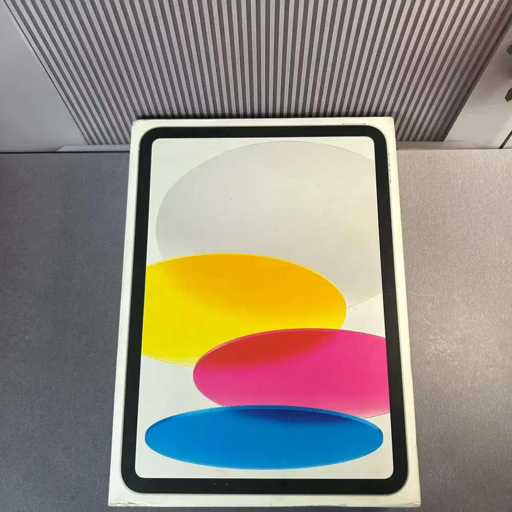 iPad Gen 10 64 gb wifi (BNIB)