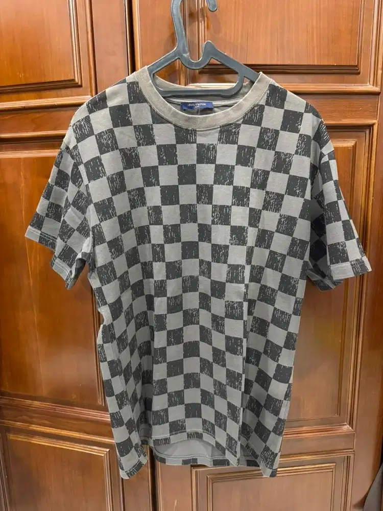 LV tee louis vuitton tee tshirt kaos LV second