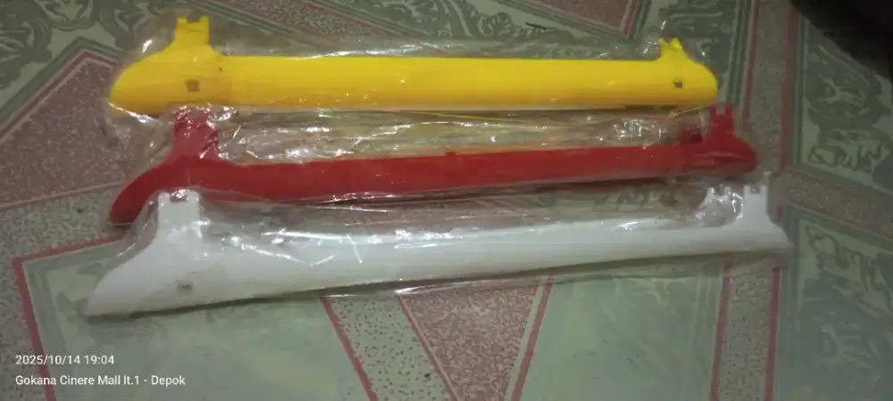 Proyektor rantai dan bel tingring