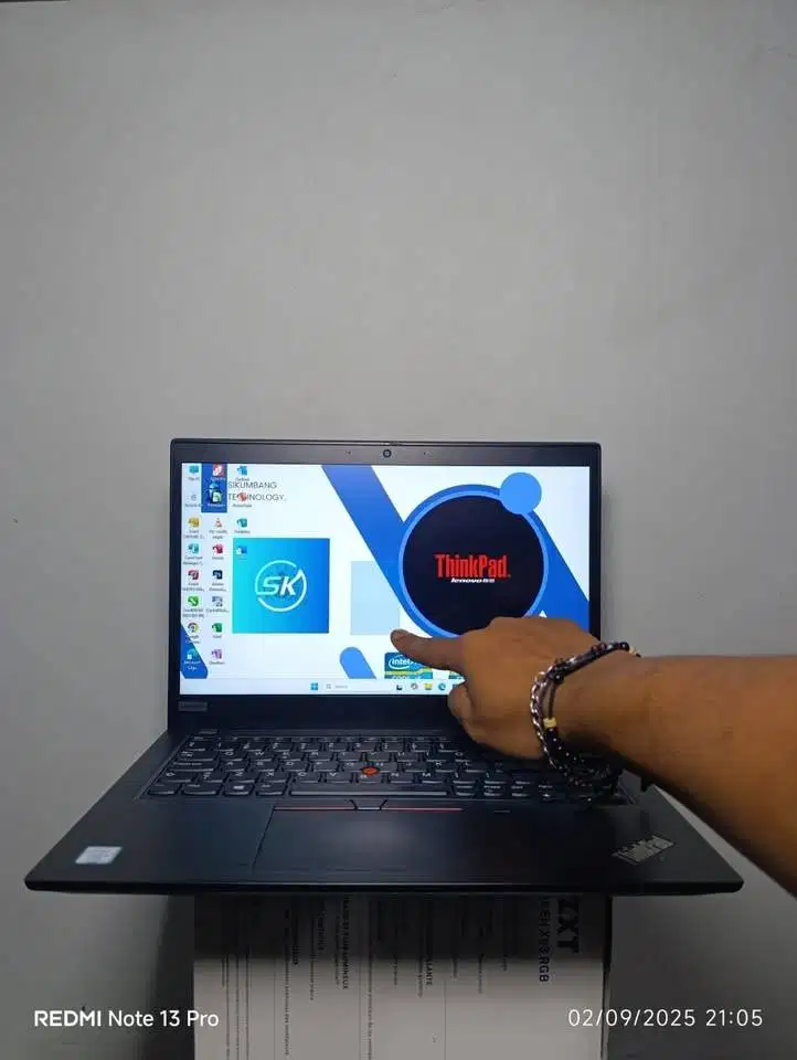 Lenovo X390 Touchscreen | i5 Gen 8 | 8/256GB | Tipis & Siap Pakai