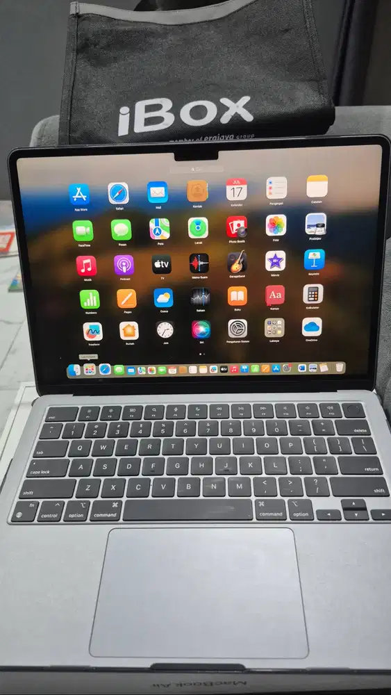 Mac Book Apple M2