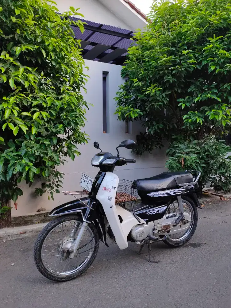 ASTREA LEGENDA TAHUN 2003