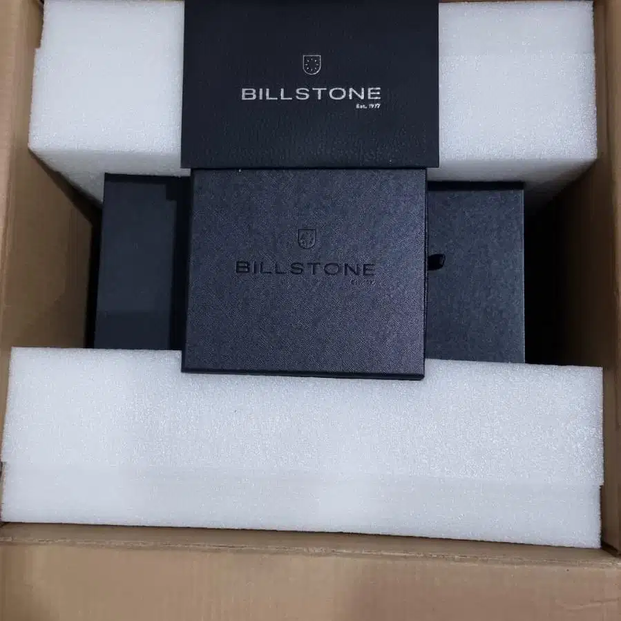 BOX JAM TANGAN BILLSTONE AVANTI