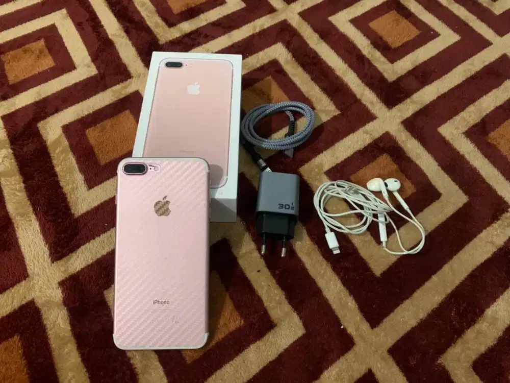 Iphone 7 plus 128Gb Rose Gold IBOX second