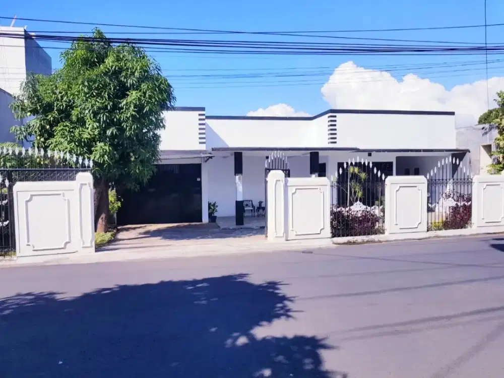 RUMAH USAHA + GUDANG WINAGUN MANADO
