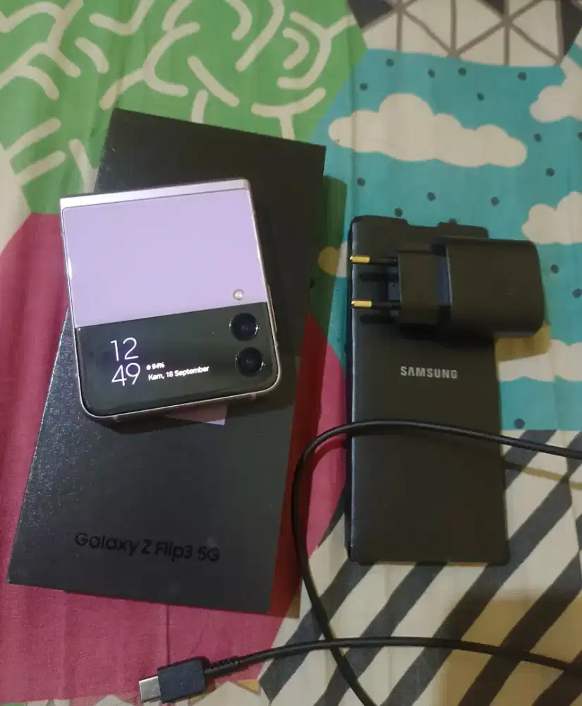 Samsung z flip 3 5g lavender 8/256gb fullset nyoss