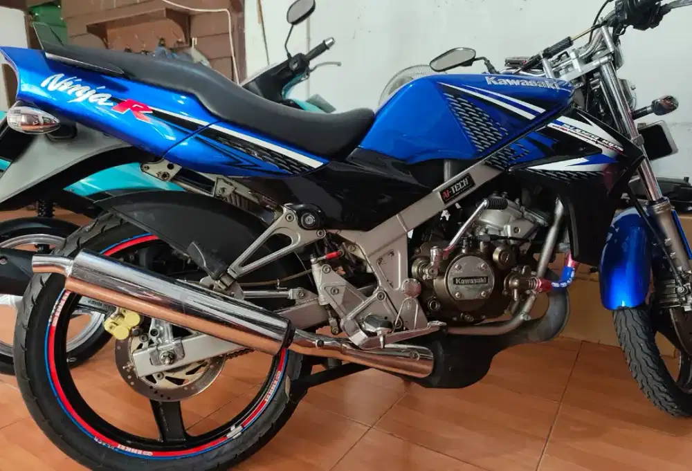 Dijual NINJA R 2013