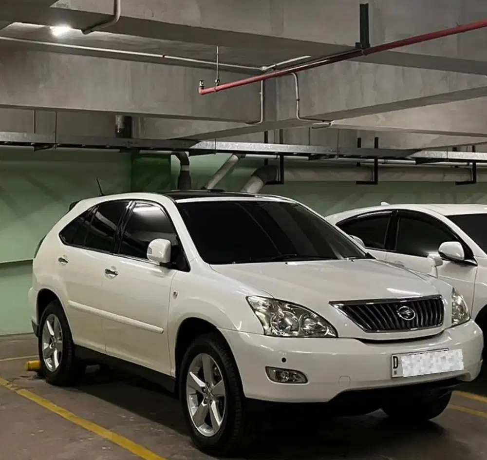 Toyota Harrier 2010 White