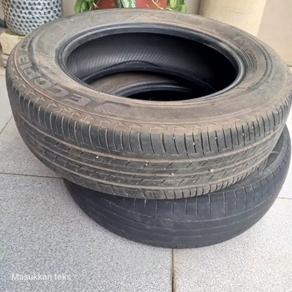Jual Ban Bekas 175/65/14 200rb (2ban)