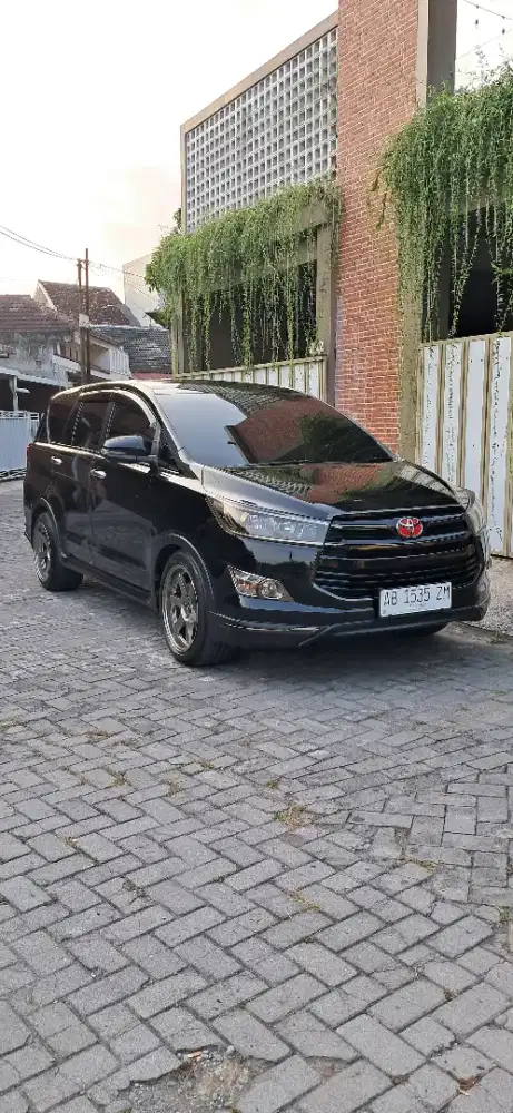 Innova reborn Diesel 2017