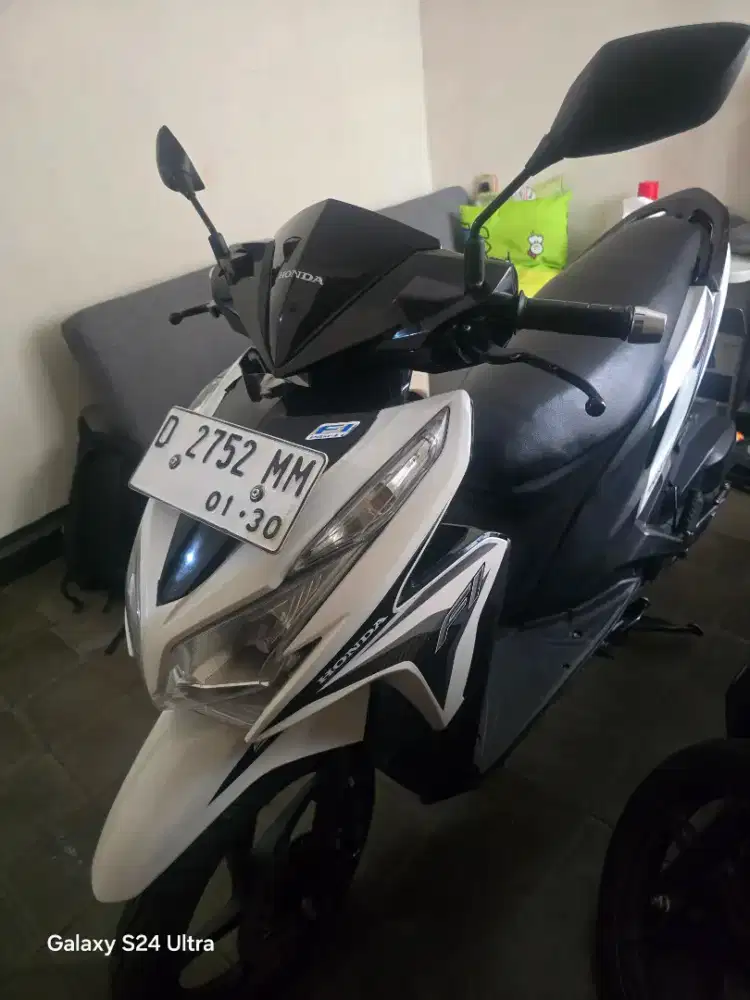 Vario KZR Tahun 2015