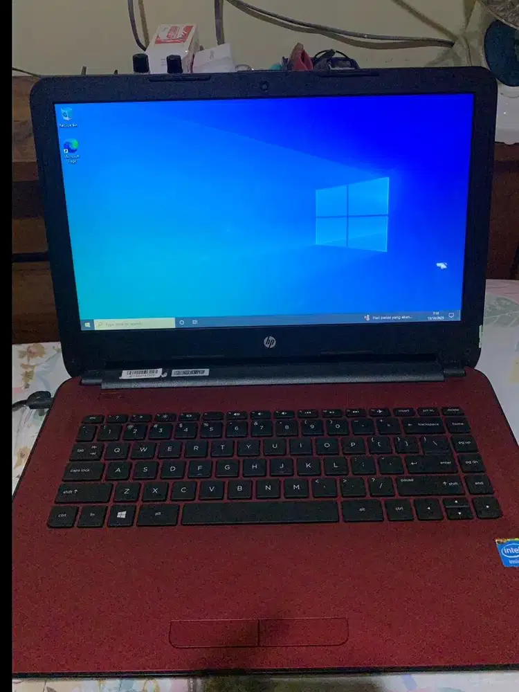 Dijual cepat laptop Hp 14 116gb