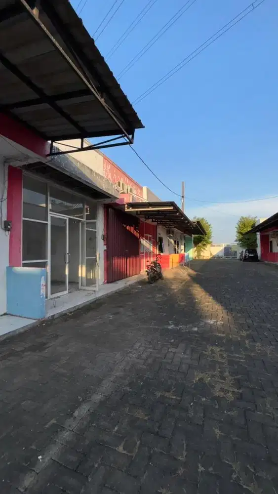 Dijual Toko 1lt Kawasan Rest Area Mojokerto