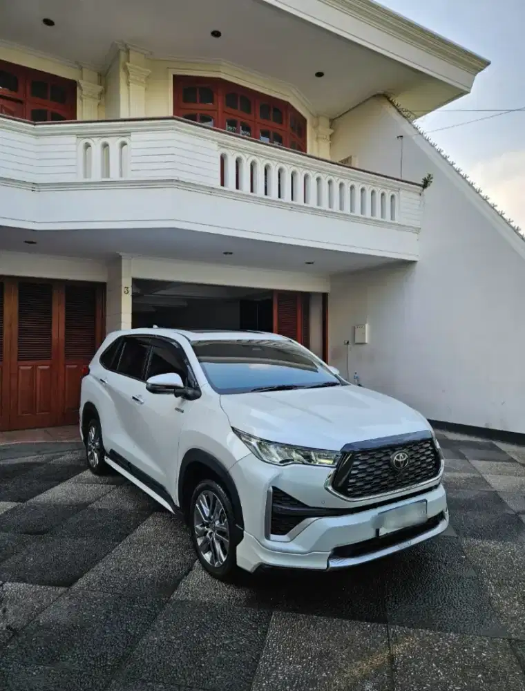 TOYOTA ZENIX Q HYBRID 2023