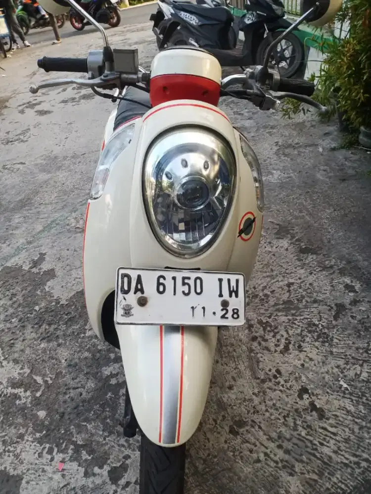 Di Jual Honda Scoopy 2013