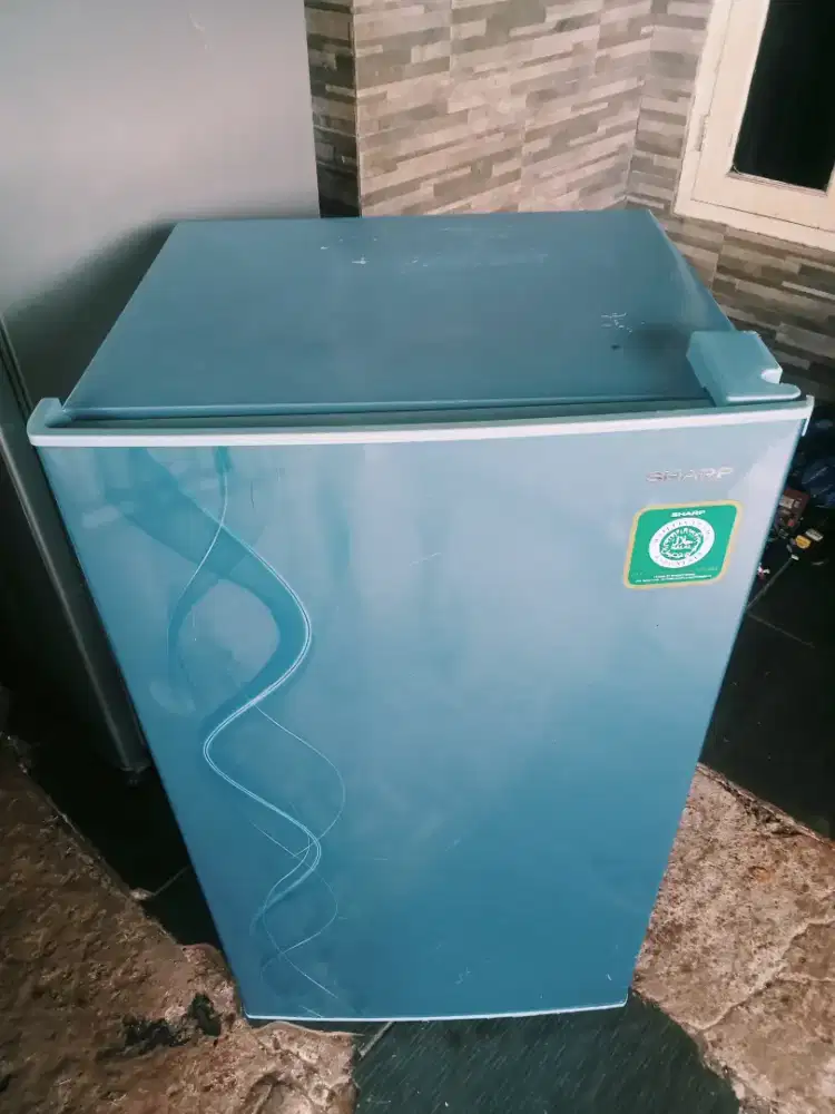 Kulkas sharp 1 pintu