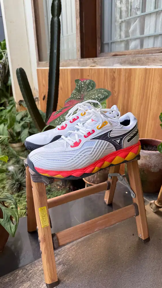 Sepatu padel dan Tennis mizuno enforce Tour Like New
