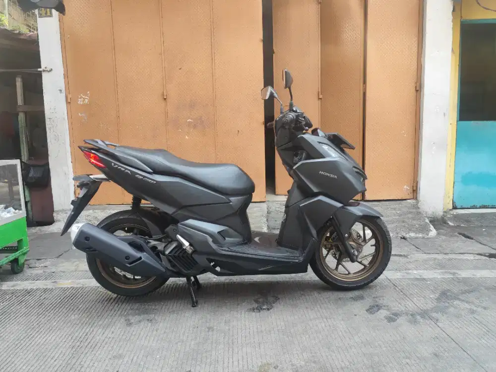 Honda vario 160 abs th 2022 km low pajak hidup