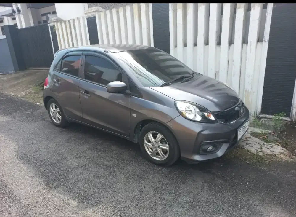 Honda Brio Satya e metic 2017