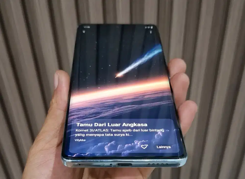 Vivo V30 5g RAM 8+8/256