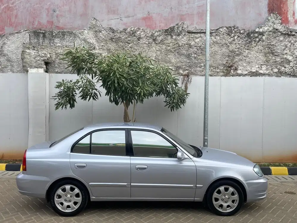 Hyundai Accent Tahun 2005