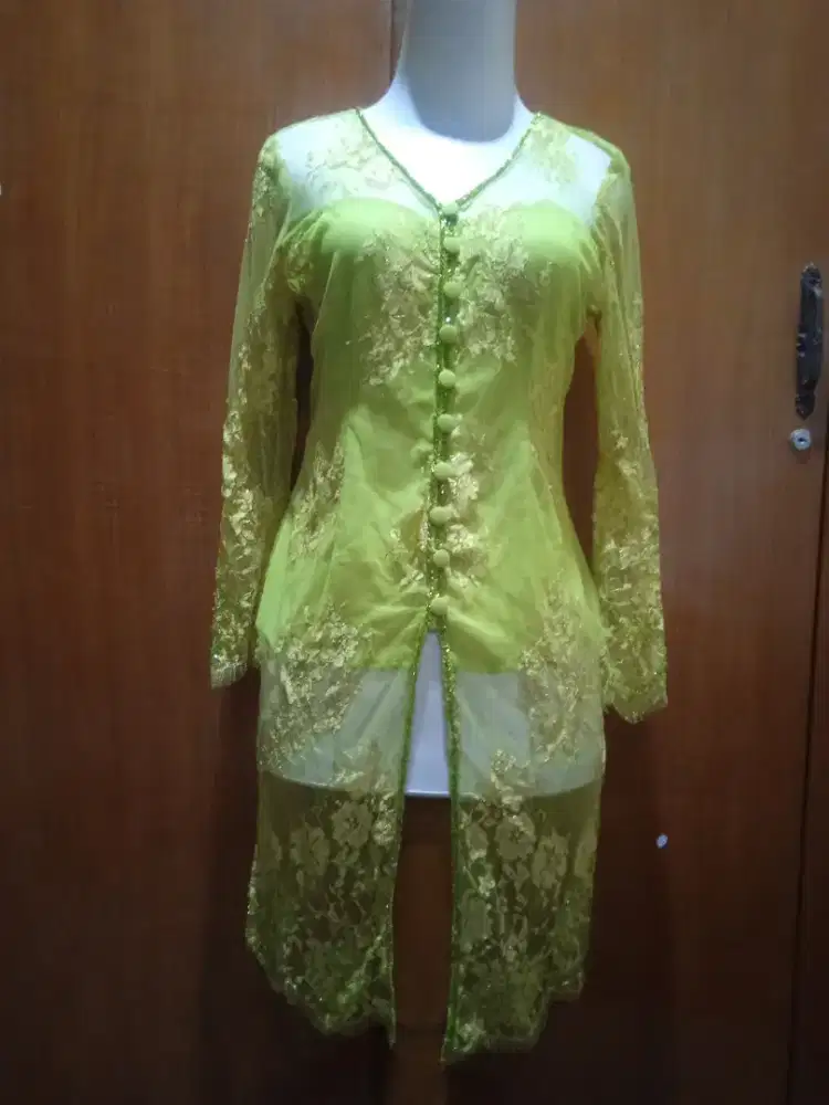 Kebaya brokat payet premium