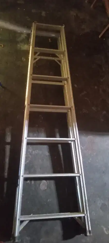 Jual tangga lipat