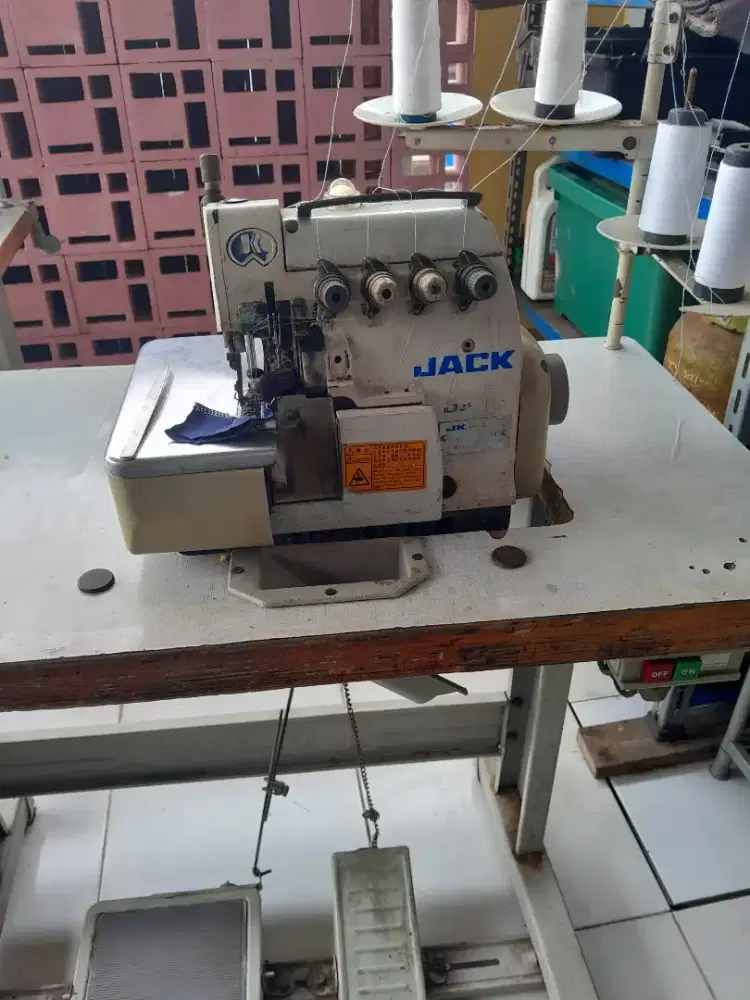 Mesin obras benang 4 typical
