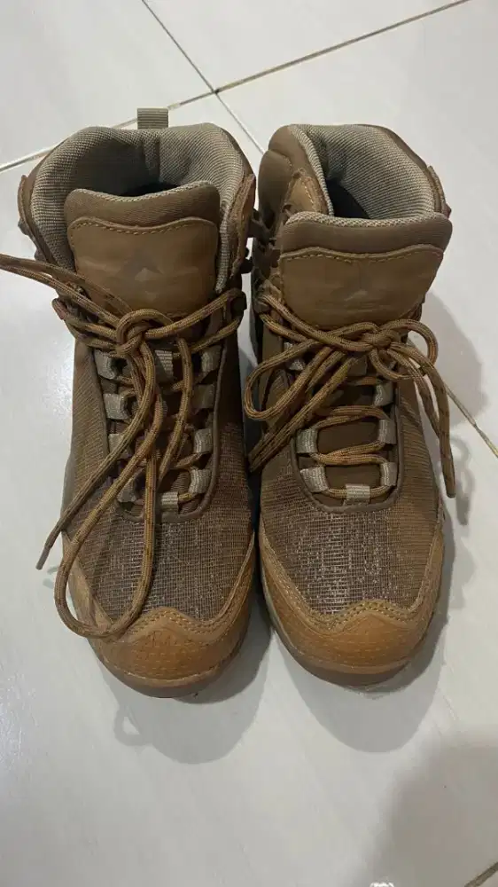 Eiger Sepatu Hiking Wanita ORIGINAL Lora MC ART 6959