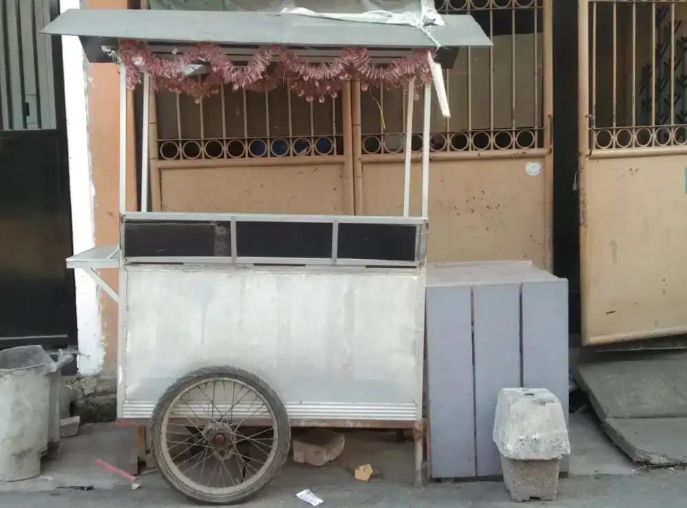 rombong  bekas tp masih bagus