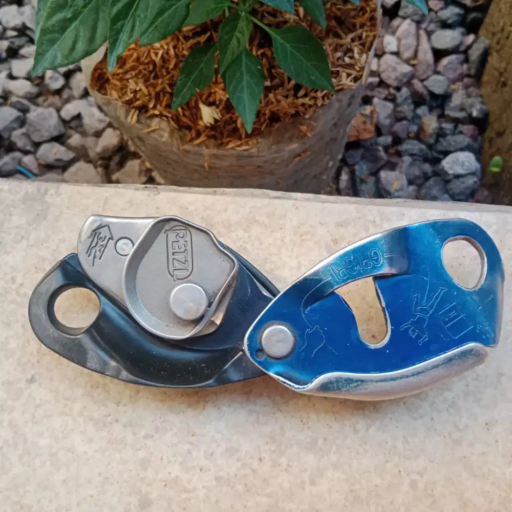 Grigri panjat tebing Rock climbing