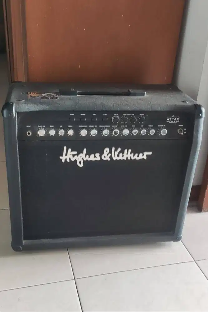 Hughes & Kettner ATTAX 100 Combo